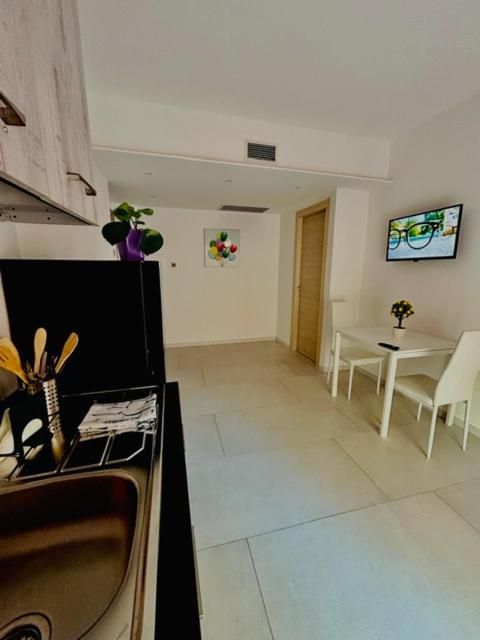 Aqua Marine B&B - Rooms And Apartments Milazzo Eksteriør bilde